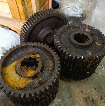 Фото №0 525-48-02 Шестерня переднего хода ведомая Z=71 (525М-48)