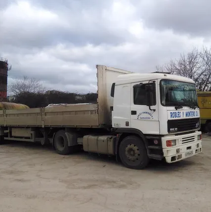 Фото №2 Аренда бортовых длинномеров (шаланд) 13,6 м гп 20 тонн , авто и гусеничные краны