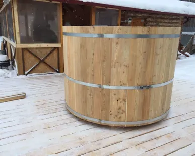 фото Купель из лиственницы