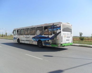 фото Реклама на бортах автобуса