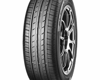 фото Шины YOKOHAMA ES32 215/55 R17 94V