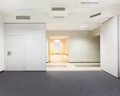 фото Противопожарые раздвижные стены