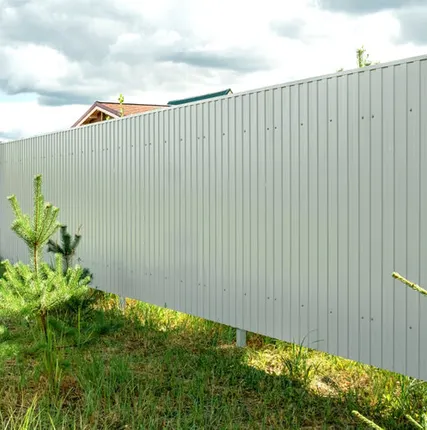 Фото №0 Забор из профнастила Стальной Шёлк