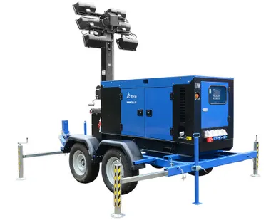 фото ДГУ ТСС Стандарт ЭД-20-Т400-1РКМ10 на шасси с мачтой освещения