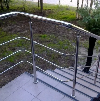 Фото №0 Перила хромированные