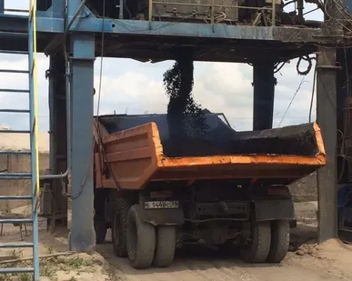 фото Асфальт верхний плотный слой