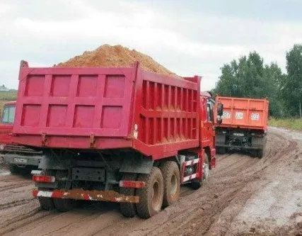Фото №0 Доставка глины