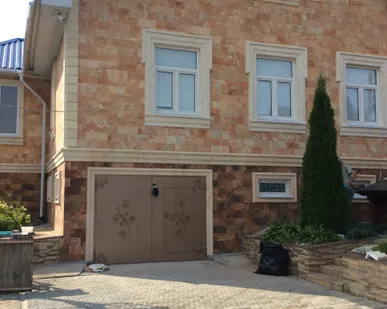 фото Подоконники, наличники, молдинги фасадные