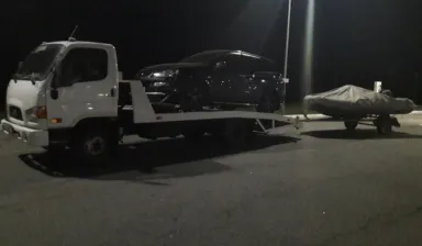 фото +7960-200-25-25 Эвакуатор в Валдае заказать