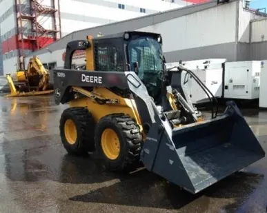 фото Аренда мини-погрузчика JCB
