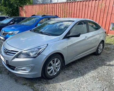фото HYUNDAI SOLARIS