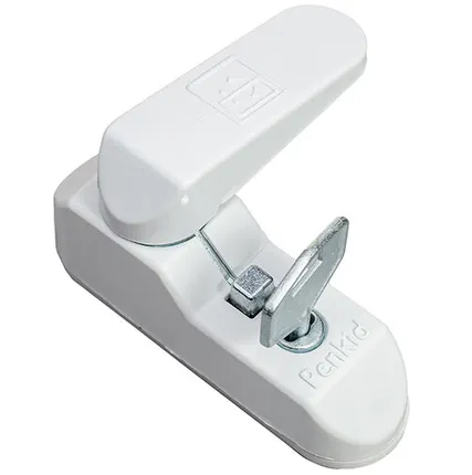 Фото №0 Детский замок на окна "PenKid", белый