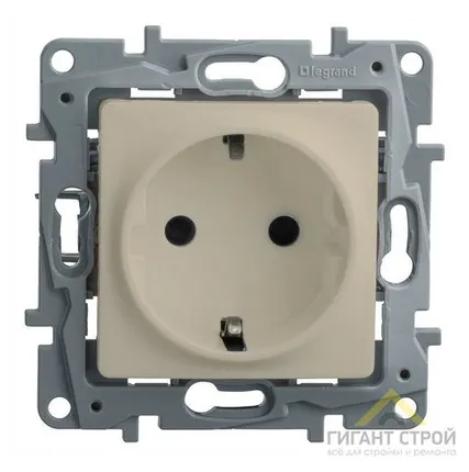 Фото №0 Механизм розетки 1-м ETIKA Plus с заземл.винт сл.кость Legrand 672321