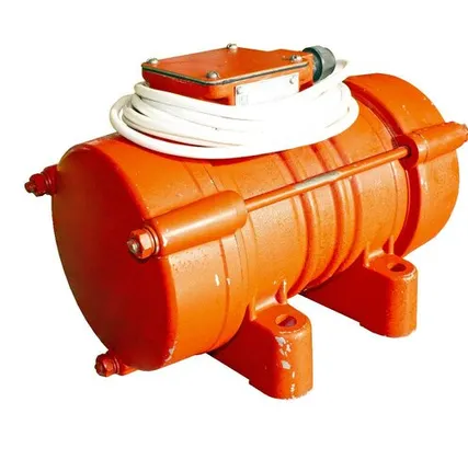 Фото №0 Площадочный вибратор TeaM ЭВ-98Е с УЗО (900Вт/ 220В)