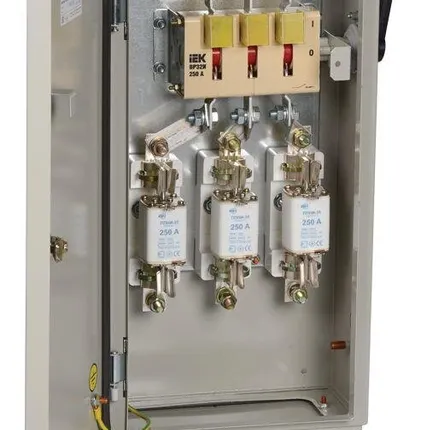 Фото №0 Ящик ЯРП-250А 74 У1 IP54 ИЭК YARP-250-74-54