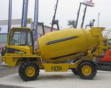 фото Автобетоносмеситель  12 куб в аренду