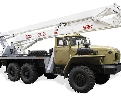 фото Автогидроподъемник ПСС-121.22 (АГП-22.04) на шасси УРАЛ-4320(6х6) трехколен