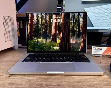 фото Ноутбук Apple MacBook Pro, M4