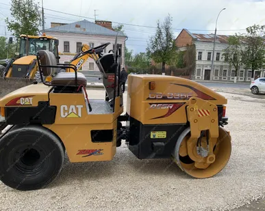 фото Аренда дорожного катка CATERPILLAR CB335D, Владимир