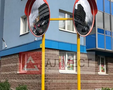 фото Сферическое зеркало дорожное
