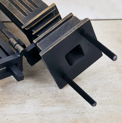 Фото №2 Столбик с шишкой