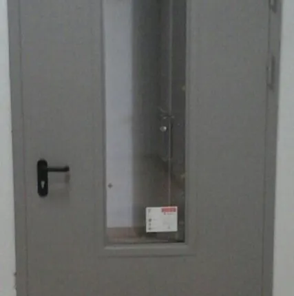 Фото №0 Противопожарная дверь ДМПО-01 EI90 с остеклением до 25%