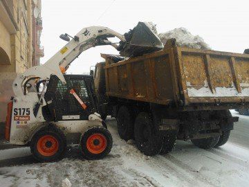 фото Аренда мини погрузчика 3,5 тонн в Москве и МО