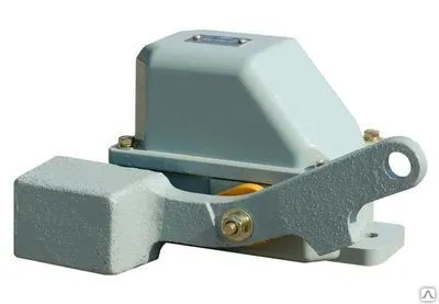 Фото №0 Выключатель КУ-703 (рычаг с грузом)