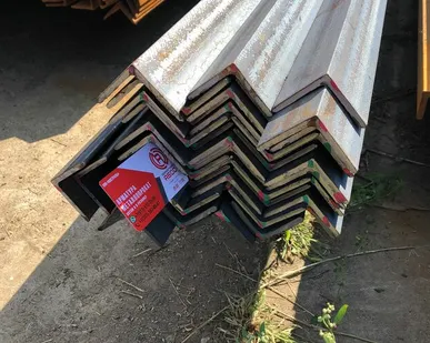 фото Уголок металлический цена