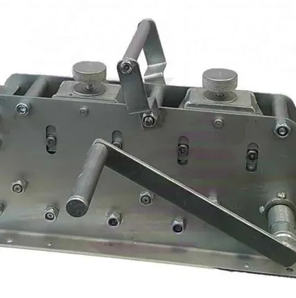 Фото №0 Машинка ручная для выравнивания полосы и прута РМА-40-6-8 TZ (РФ)