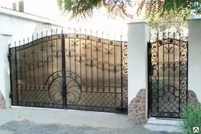 Фото №0 Ворота из поликарбоната