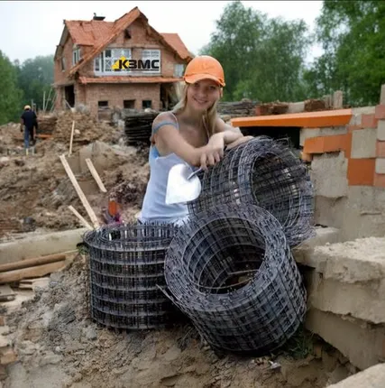 Фото №0 Армирующая сетка для кладки кирпича и газоблоков, ширина 20 см. в рулоне - 48 м. (Бочата)