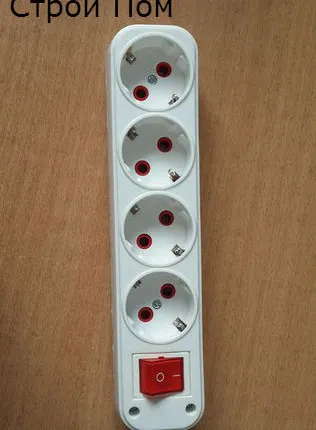 Фото №0 Колодка 4гн c/з с кнопкой