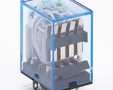 фото Реле промежуточное ПР-102 4 конт. с инд. LED 5А 24В DC SchE 23228DEK