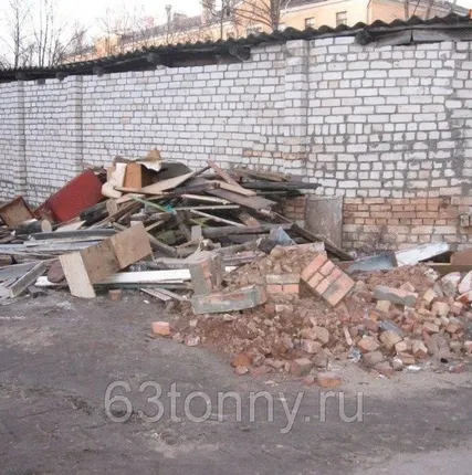 Фото №0 Уборка территории от мусора