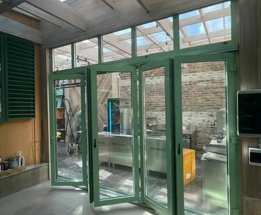 фото Межкомнатные прегородки из алюминия