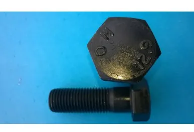 фото Болт крепления опорного подшипника наружный  КМУ Kanglim KS2056 22х2.5 L70