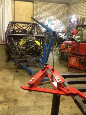 Фото №1 Ручной трубогиб BigBender Mk3 для автомобильных мастерских в Москве