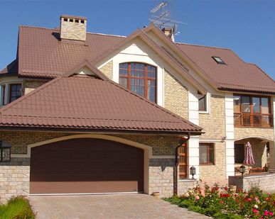 фото Ворота секционные Doorhan 3000 х 2640 золотой дуб Doorhan