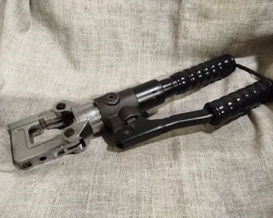 фото Пресс для опрессовки кабельных наконечников ПГРс 240у. КВТ..