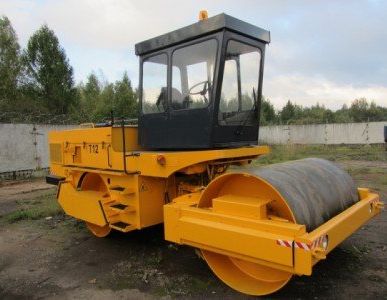 фото Аренда/услуги катка JCB Vibromax VMT390