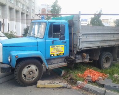фото Вывоз мусора на ГАЗ 3309 самсовал (зилок,газик)