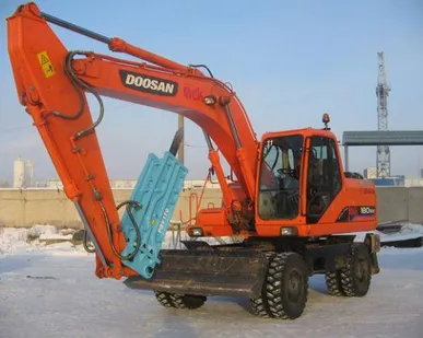 фото Аренда колесного экскаватора Doosan-170 Гидромолот есть.