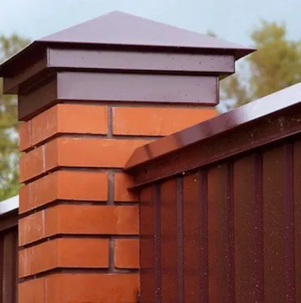 Фото №0 Колпаки на забор