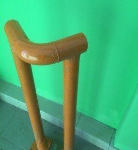 фото Колесоотбойник металлический