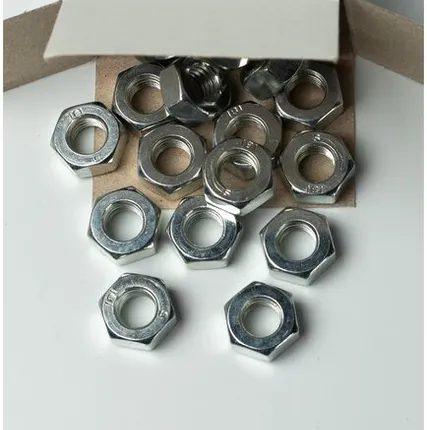 Фото №0 Гайка М10 оцинкованная DIN934, 25шт.