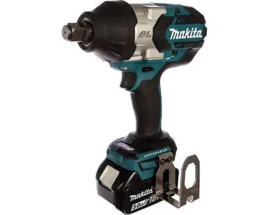фото Гайковерт аккумуляторный ударный Makita DTW1001RTJ