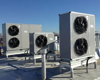 фото Монтаж низкотемпературного комплекта (-40˚C) для компрессорно-конденсаторных блоков (ККБ)