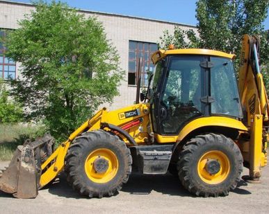 фото Услуги экскаватора-погрузчика JCB
