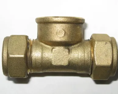 фото Тройник-обжим. COMISA 15х1/2х15